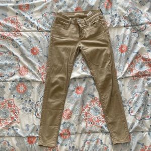 Levi’s 710 super skinny khakis size 26
